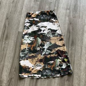 NWOT Aritzia Babaton Slip Skirt